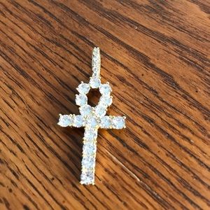 Gold and/or silver faith symbol